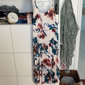 Pleated floral midi dress